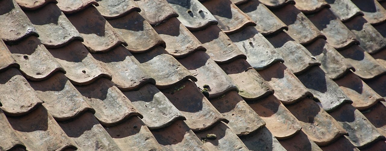 Keramische of betonnen dakpannen: wat past bij Kempiq?